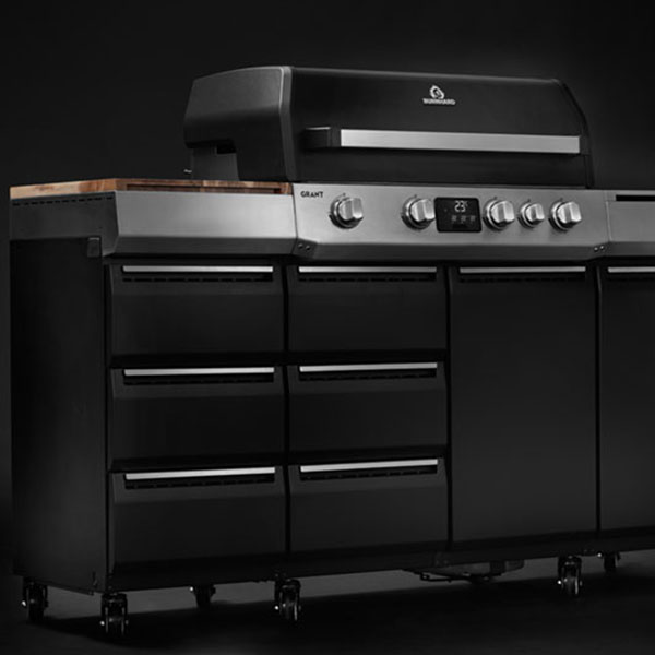 944219_Burnhard_Wayne_1.1_2 Brenner_Moodfoto_Grillen_06_Web_vorschau