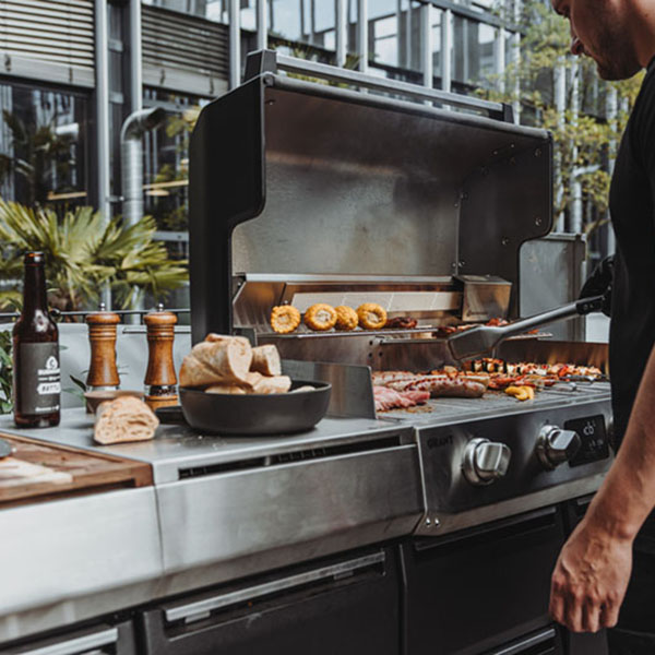 Grant_946187_BURNHARD_GRANT Outdoorküche_Mood_09_web_vorschau