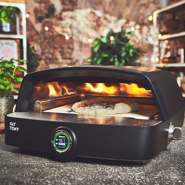 946369_Burnhard_JonesJr_1Brenner_Moodfoto50_HiRes_web_vorschau